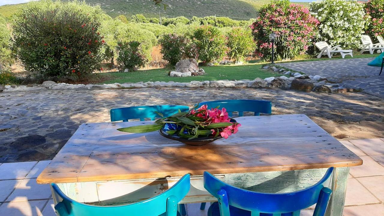Bed and Breakfast Sa Ruscitta à SantʼAntìoco Extérieur photo