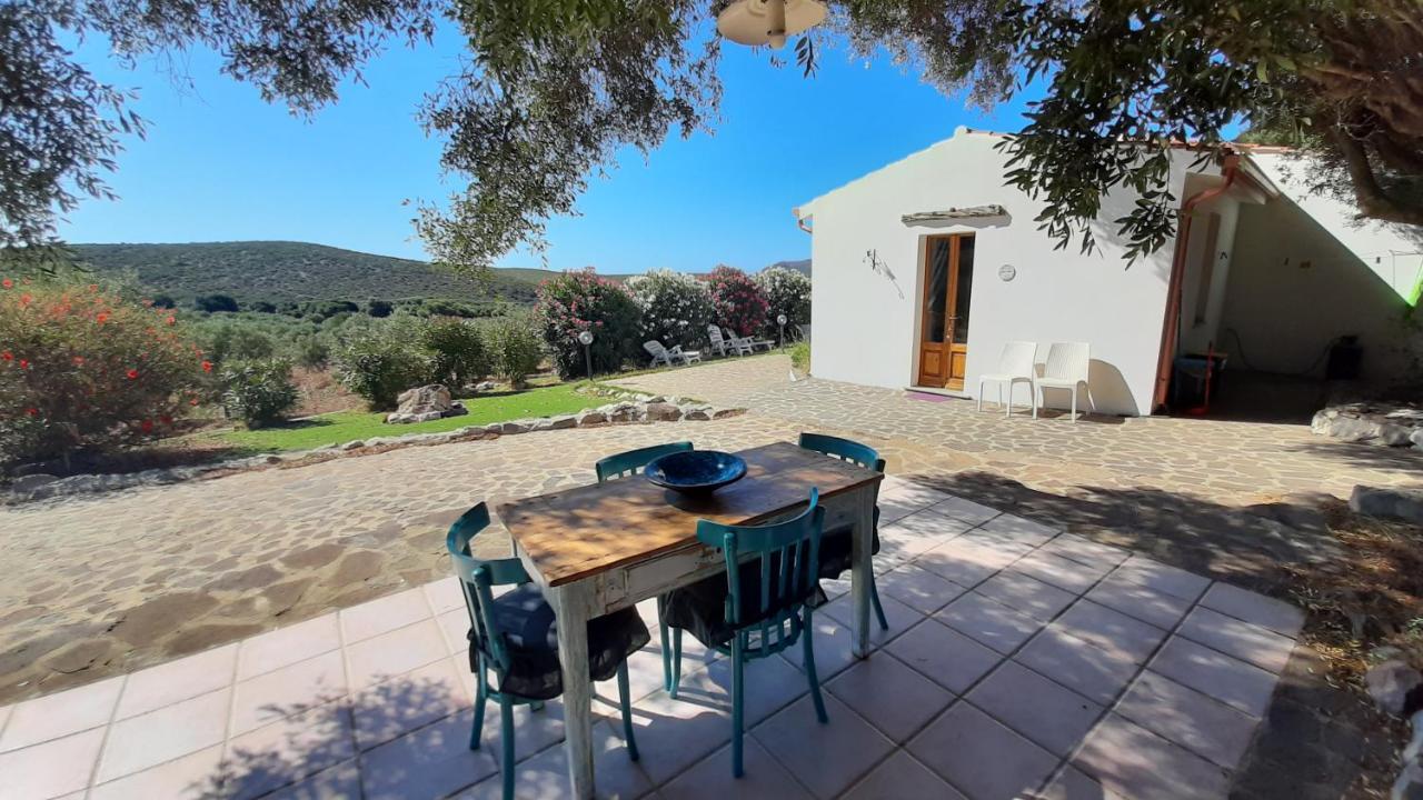 Bed and Breakfast Sa Ruscitta à SantʼAntìoco Extérieur photo