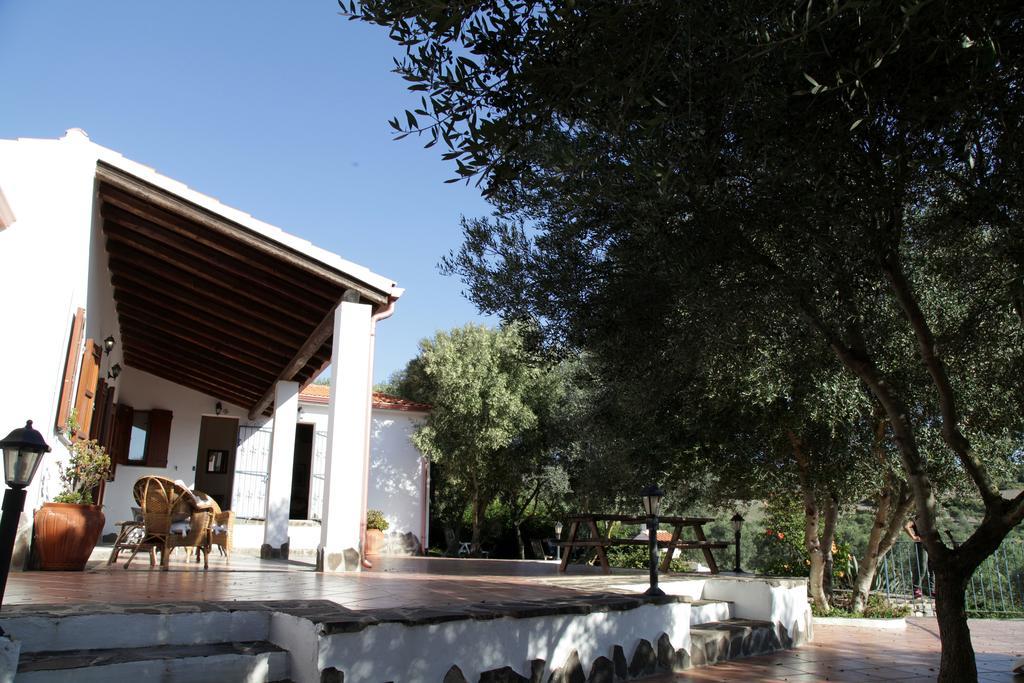 Bed and Breakfast Sa Ruscitta à SantʼAntìoco Extérieur photo